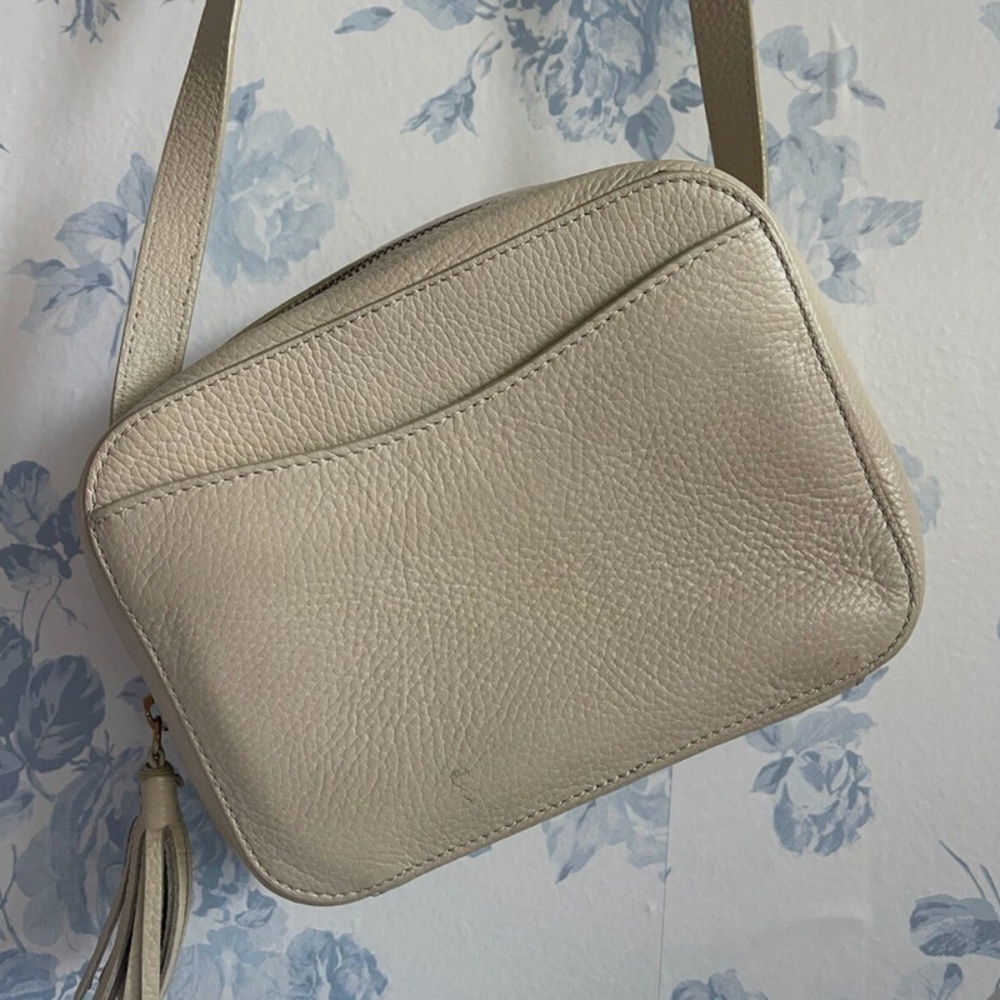 Cuyana Crossbody Cream Bag Tassel